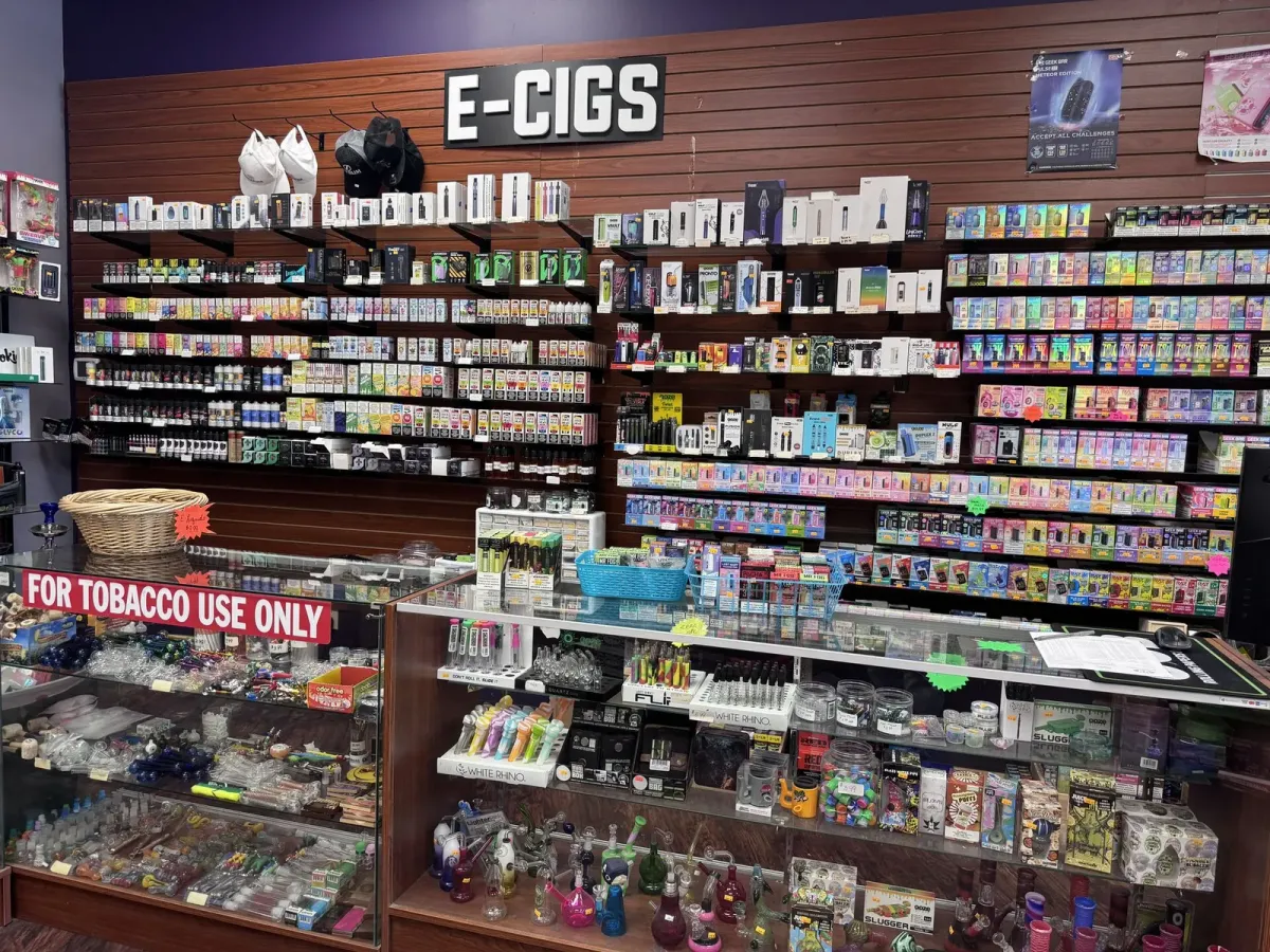 5 Best Disposable Vape Retailers Near Geneva and Perry for Trending Products