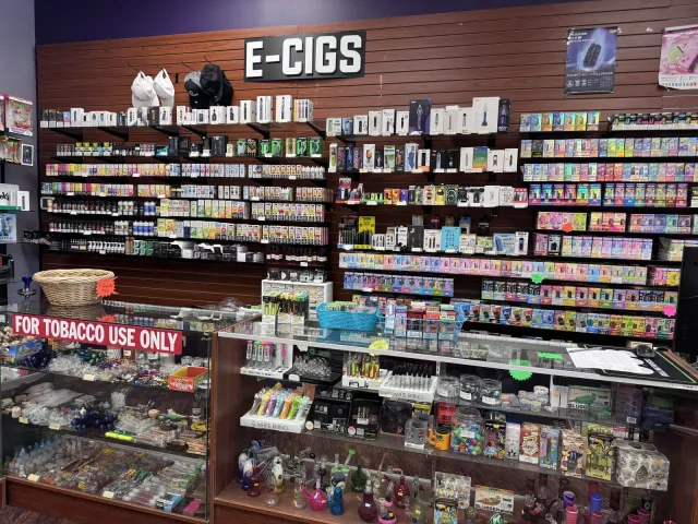 5 Best Disposable Vape Retailers Near Geneva and Perry for Trending Products