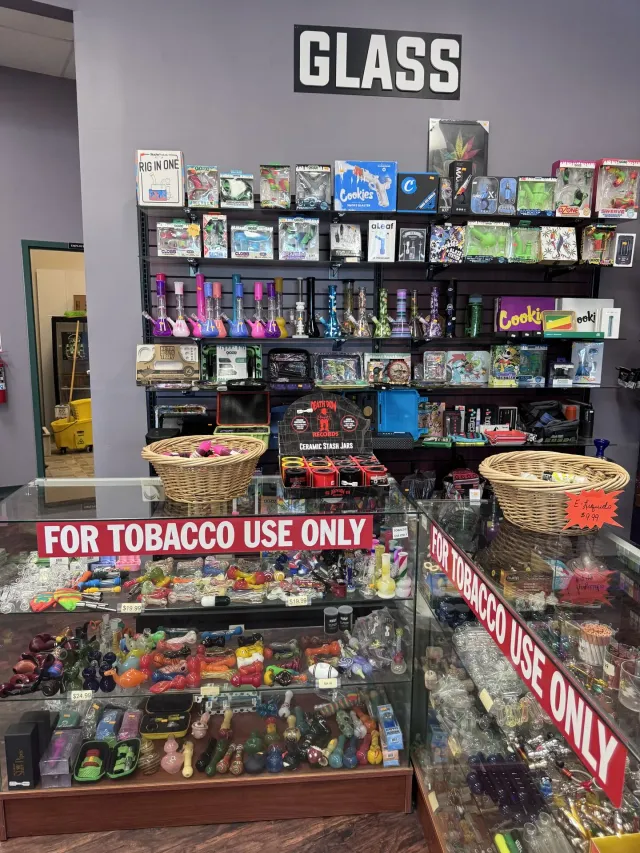 Premium Glass Pieces, Hookahs, and Craft Wine in Madison at GS Vape